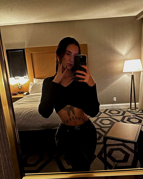 _dfoxx instagram image archive image