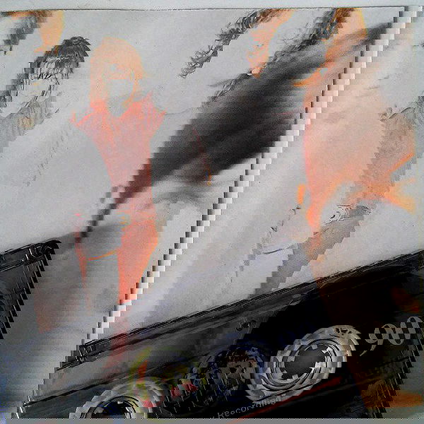 _femalien image ~ Altpins