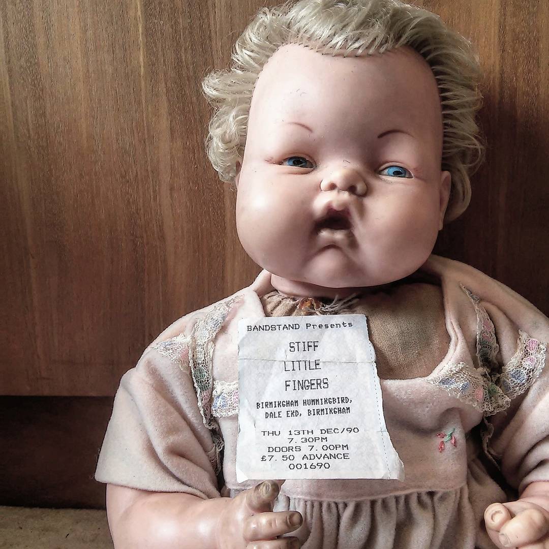 _femalien instagram image archive image