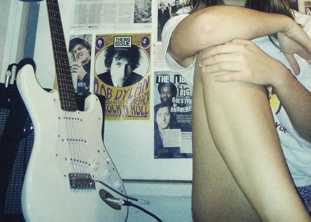 _femalien instagram image archive image