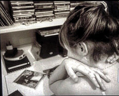 _femalien instagram image archive image