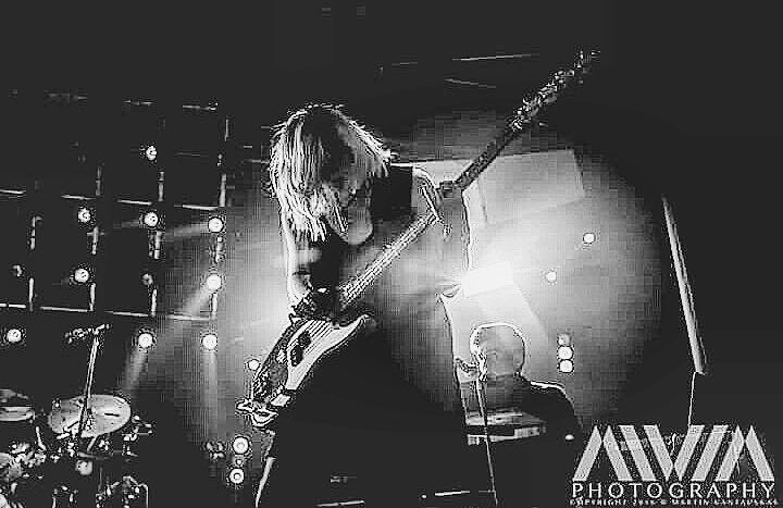 _femalien instagram image archive image