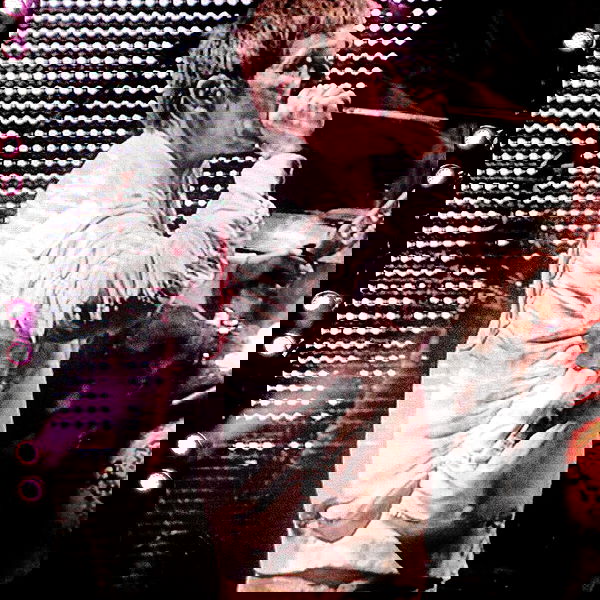 _femalien image ~ Altpins