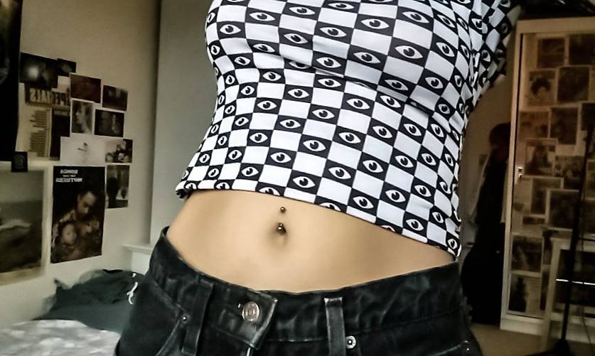 _femalien instagram image archive image