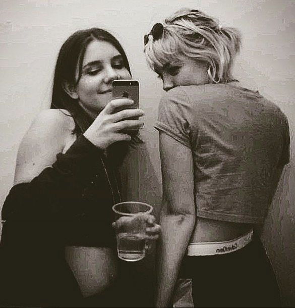 _femalien instagram image archive image