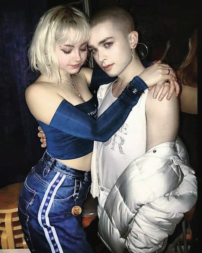 _femalien instagram image archive image