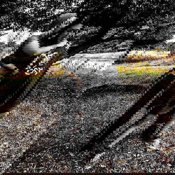 _femalien image ~ Altpins