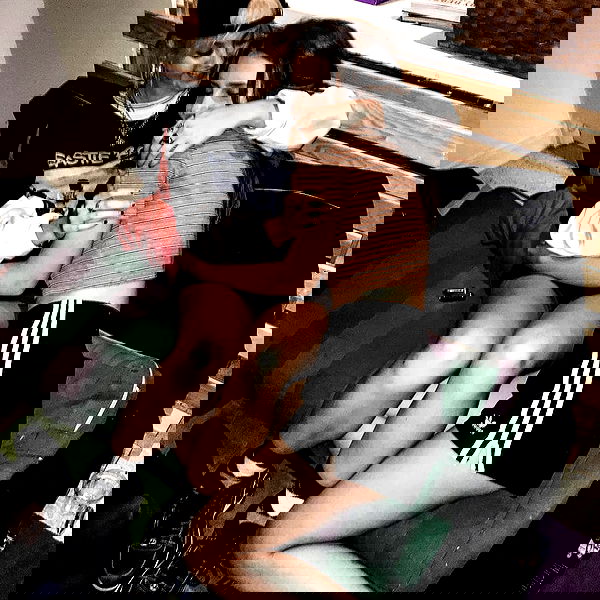 _femalien image ~ Altpins