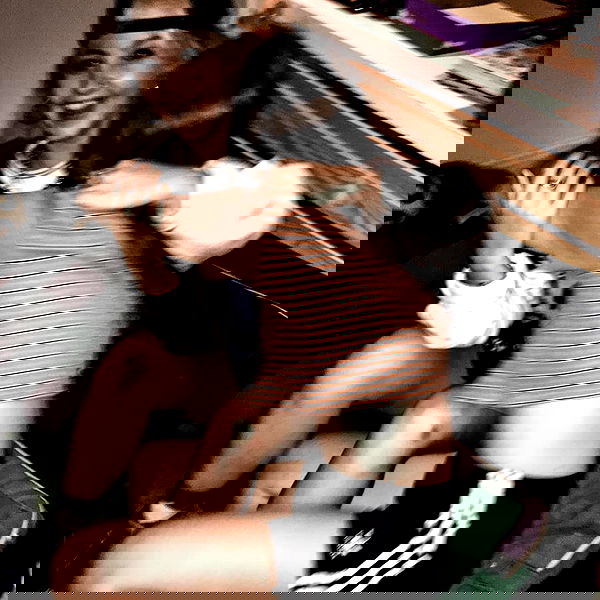 _femalien image ~ Altpins