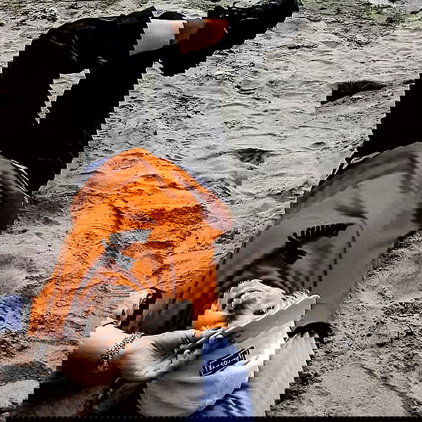 _femalien image ~ Altpins