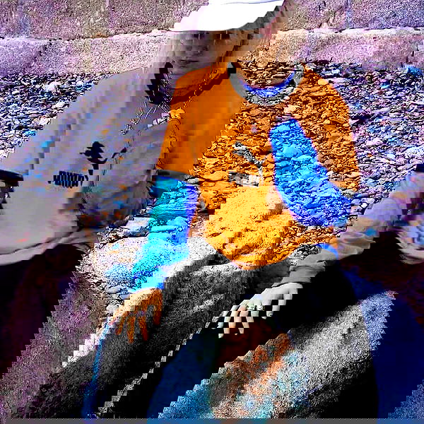 _femalien image ~ Altpins