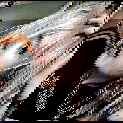 _femalien image ~ Altpins