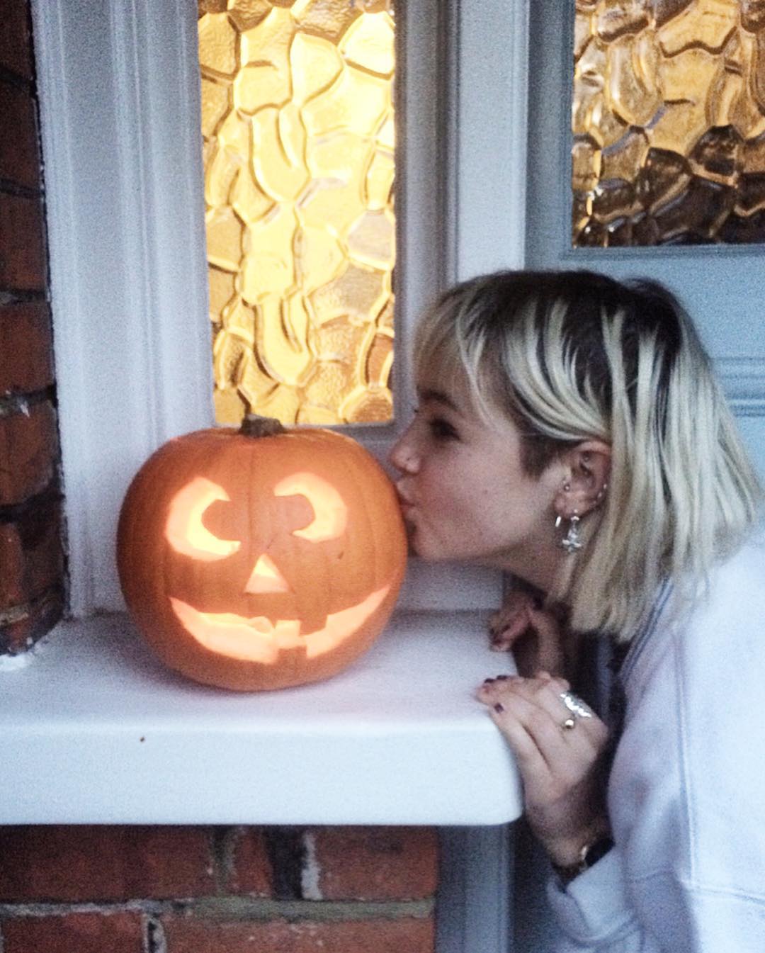 _femalien instagram image archive image