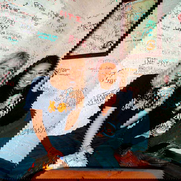 _femalien image ~ Altpins