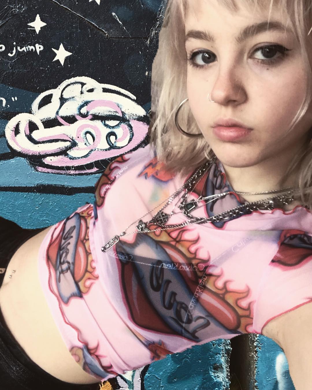 _femalien instagram image archive image