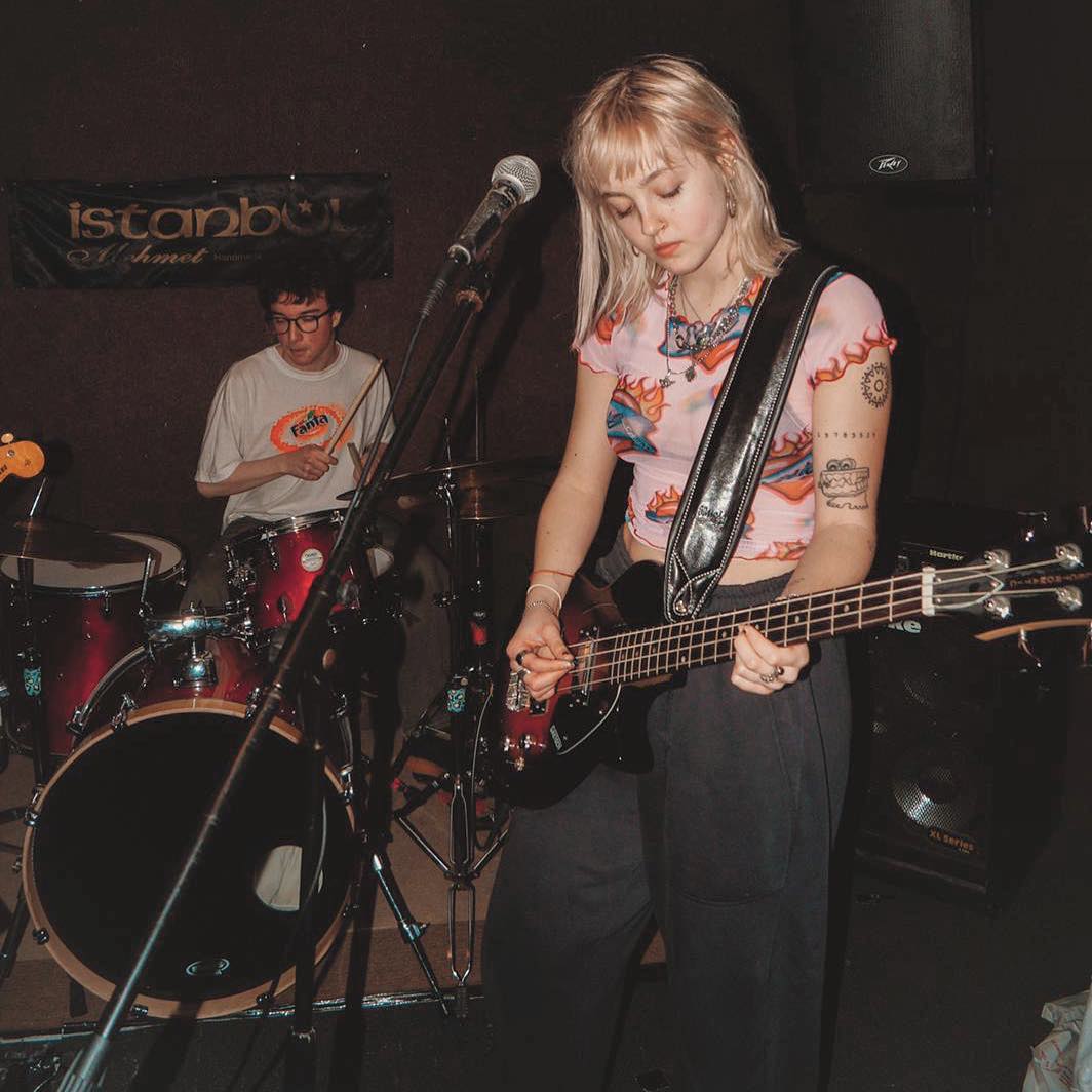 _femalien instagram image archive image