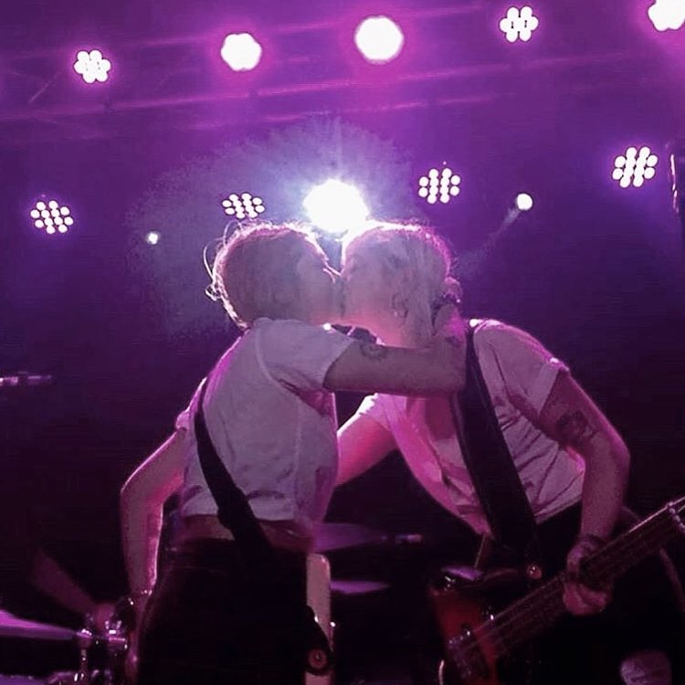 _femalien instagram image archive image