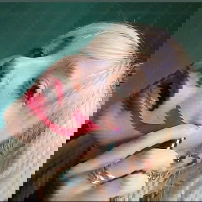 _femalien instagram image archive image