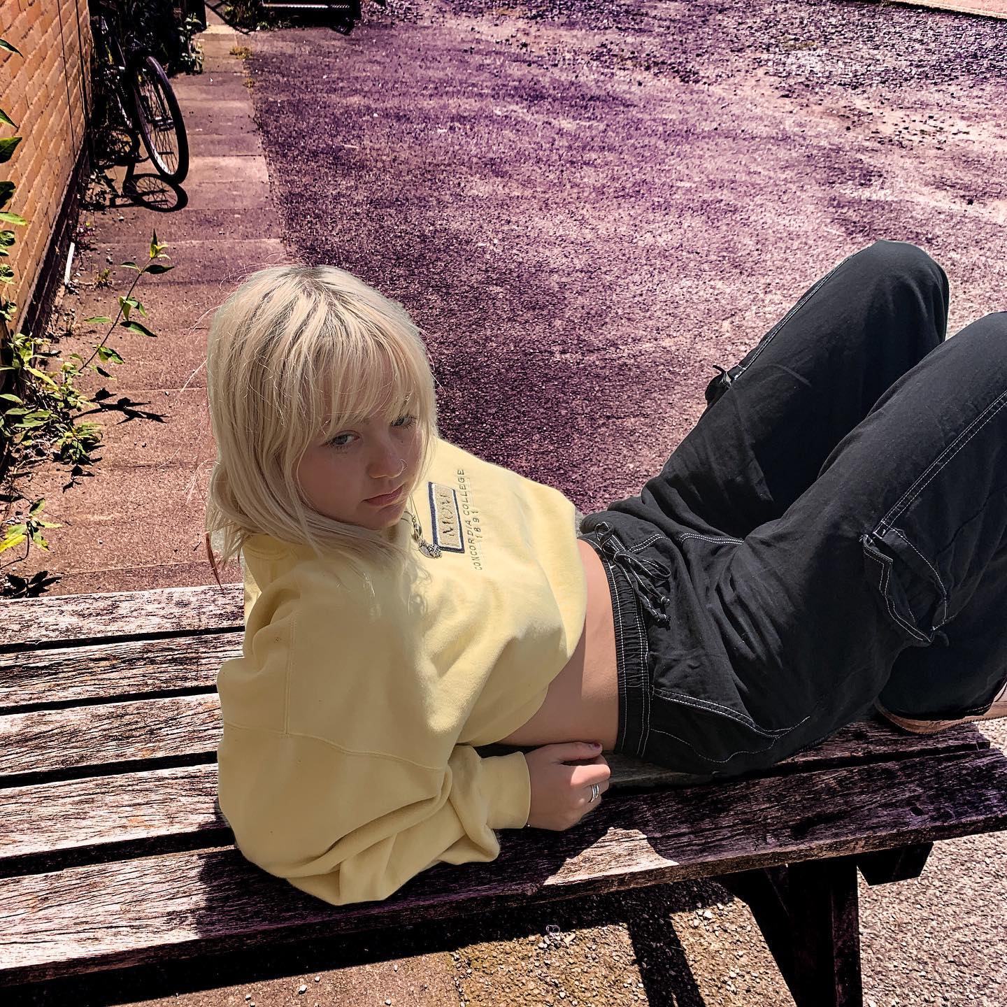 _femalien instagram image archive image