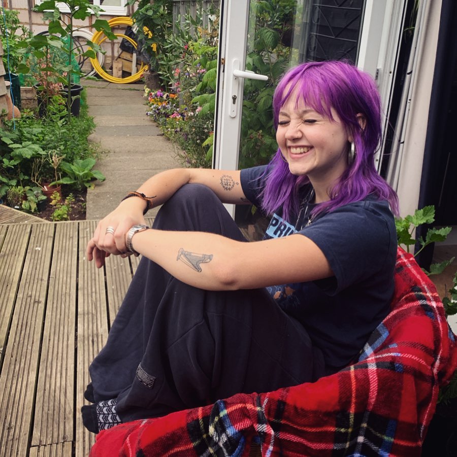 _femalien instagram image archive image