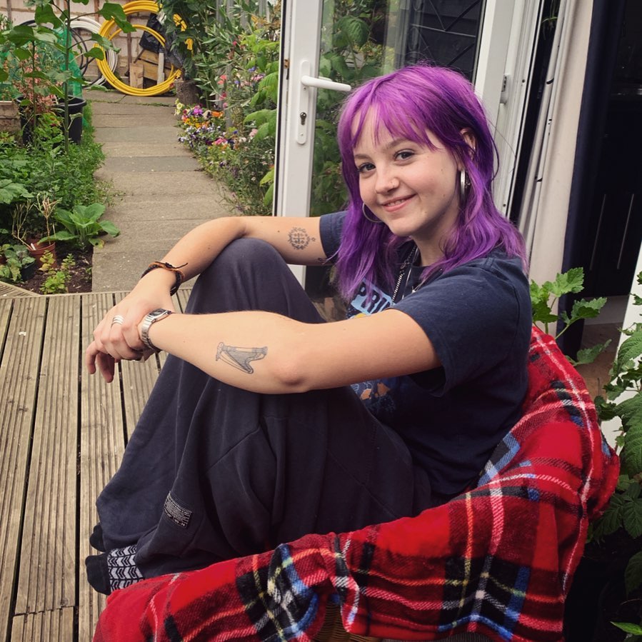 _femalien instagram image archive image