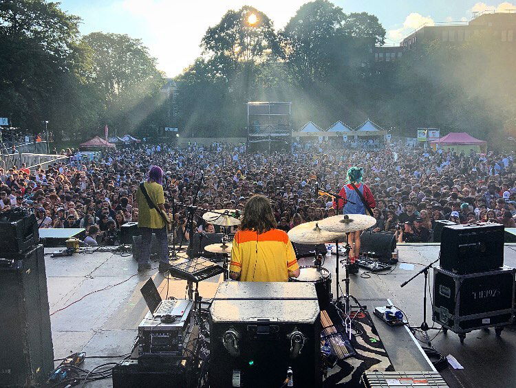 _femalien instagram image archive image