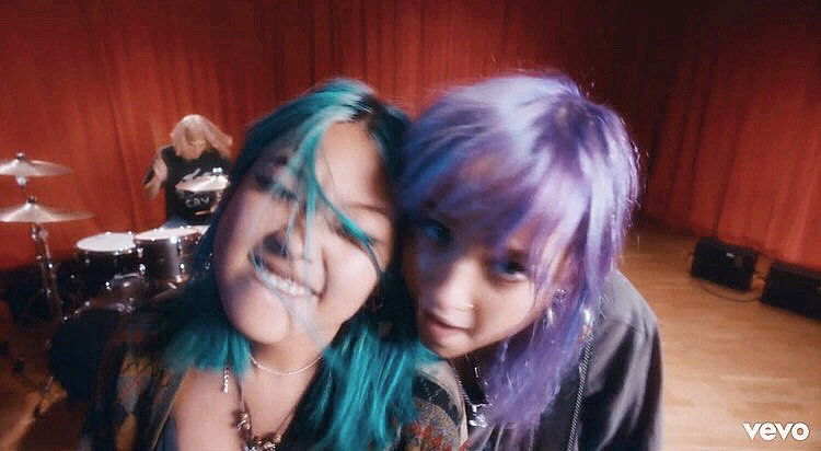 _femalien instagram image archive image