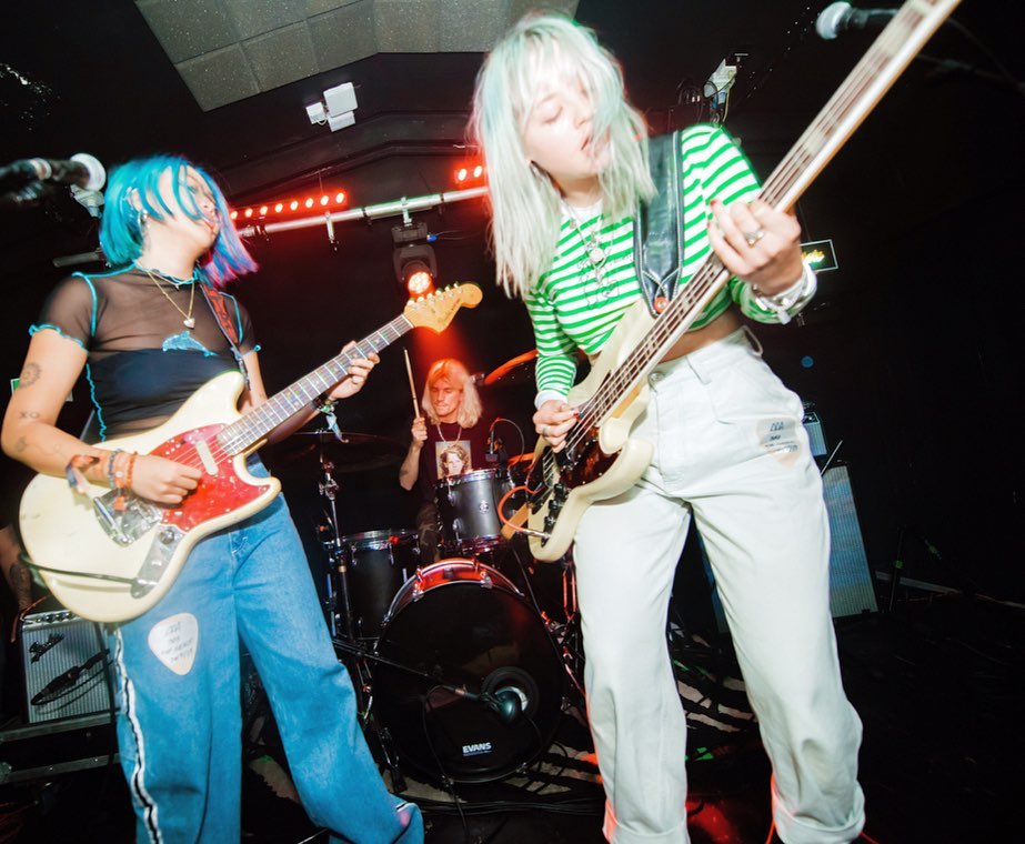 _femalien instagram image archive image