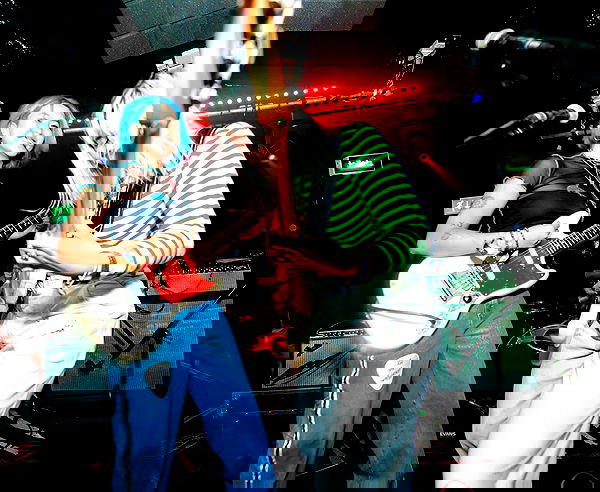 _femalien image ~ Altpins