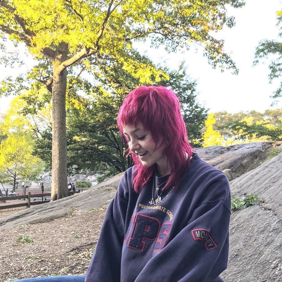 _femalien instagram image archive image