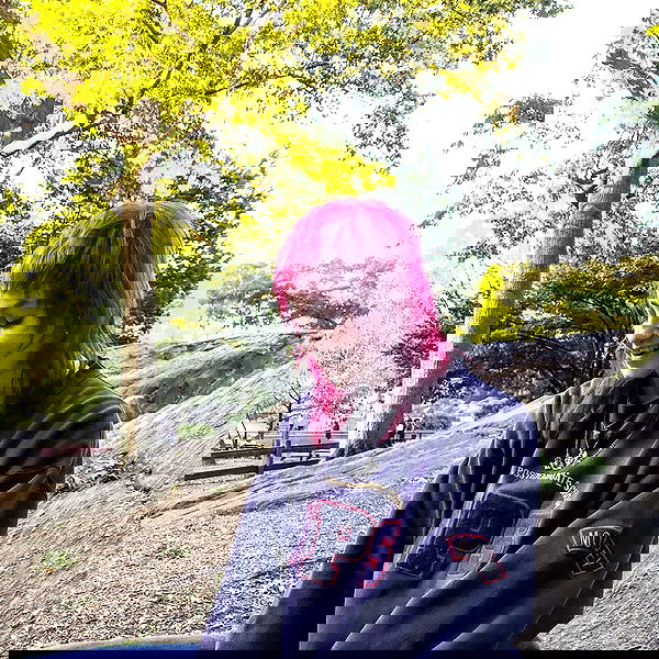 _femalien image ~ Altpins