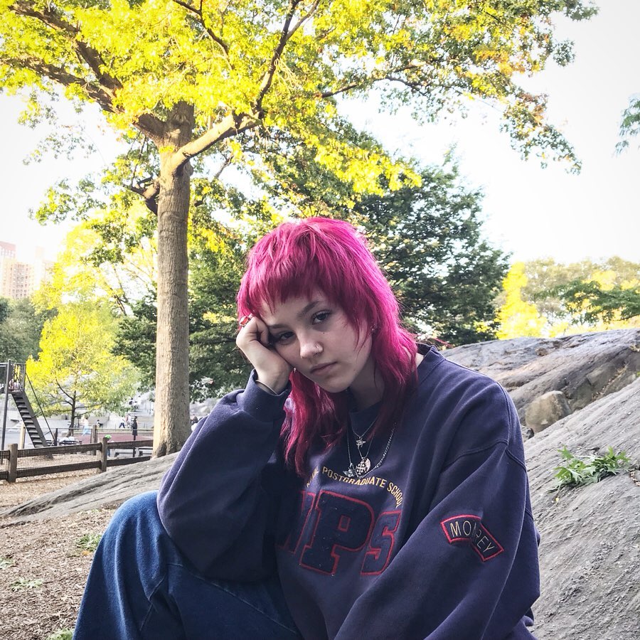 _femalien instagram image archive image