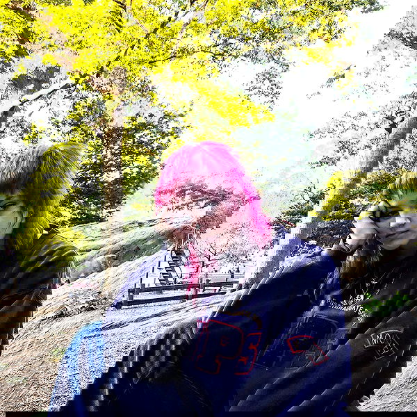 _femalien image ~ Altpins