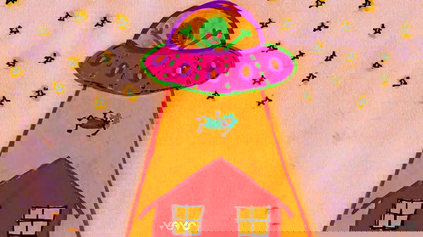 _femalien image ~ Altpins