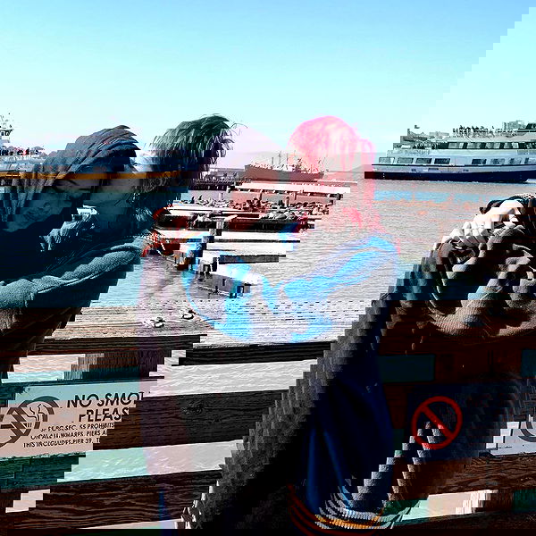 _femalien image ~ Altpins