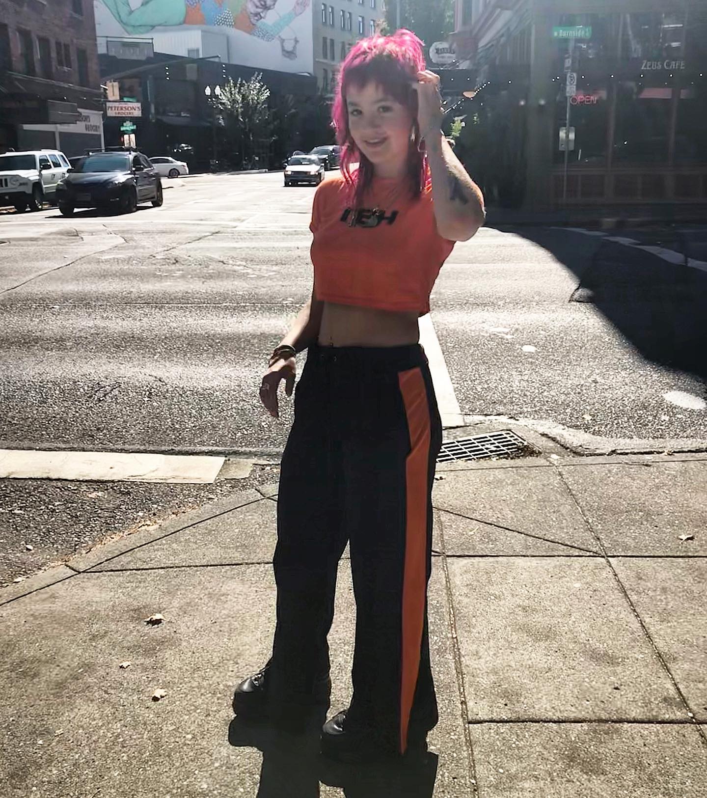 _femalien instagram image archive image