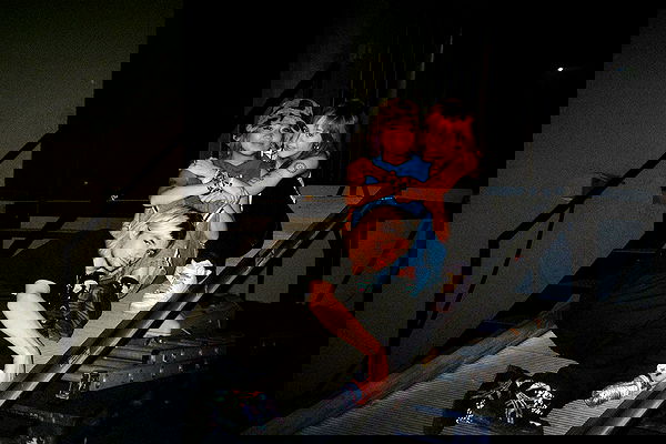 _femalien image ~ Altpins