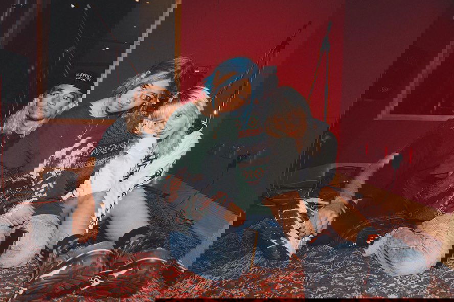 _femalien instagram image archive image