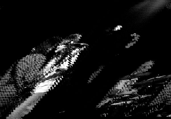 _femalien image ~ Altpins