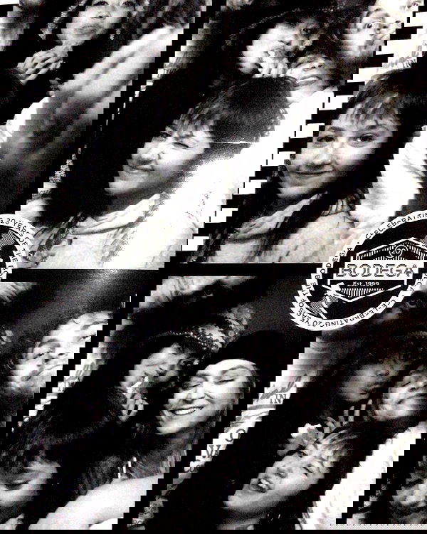 _femalien image ~ Altpins