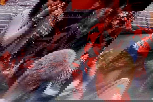 _femalien image ~ Altpins