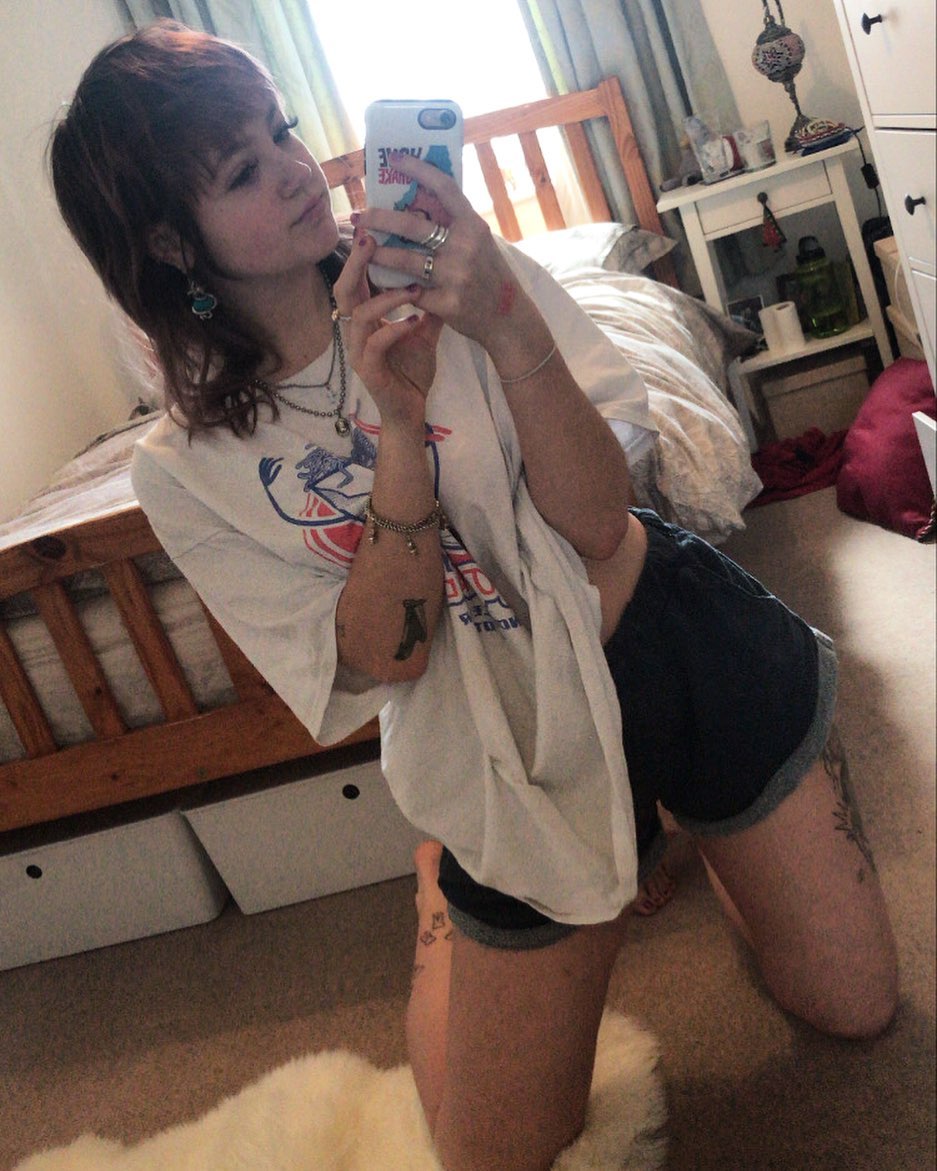 _femalien instagram image archive image