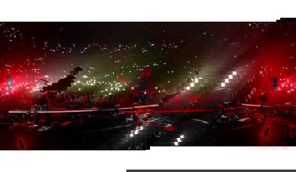 _femalien image ~ Altpins