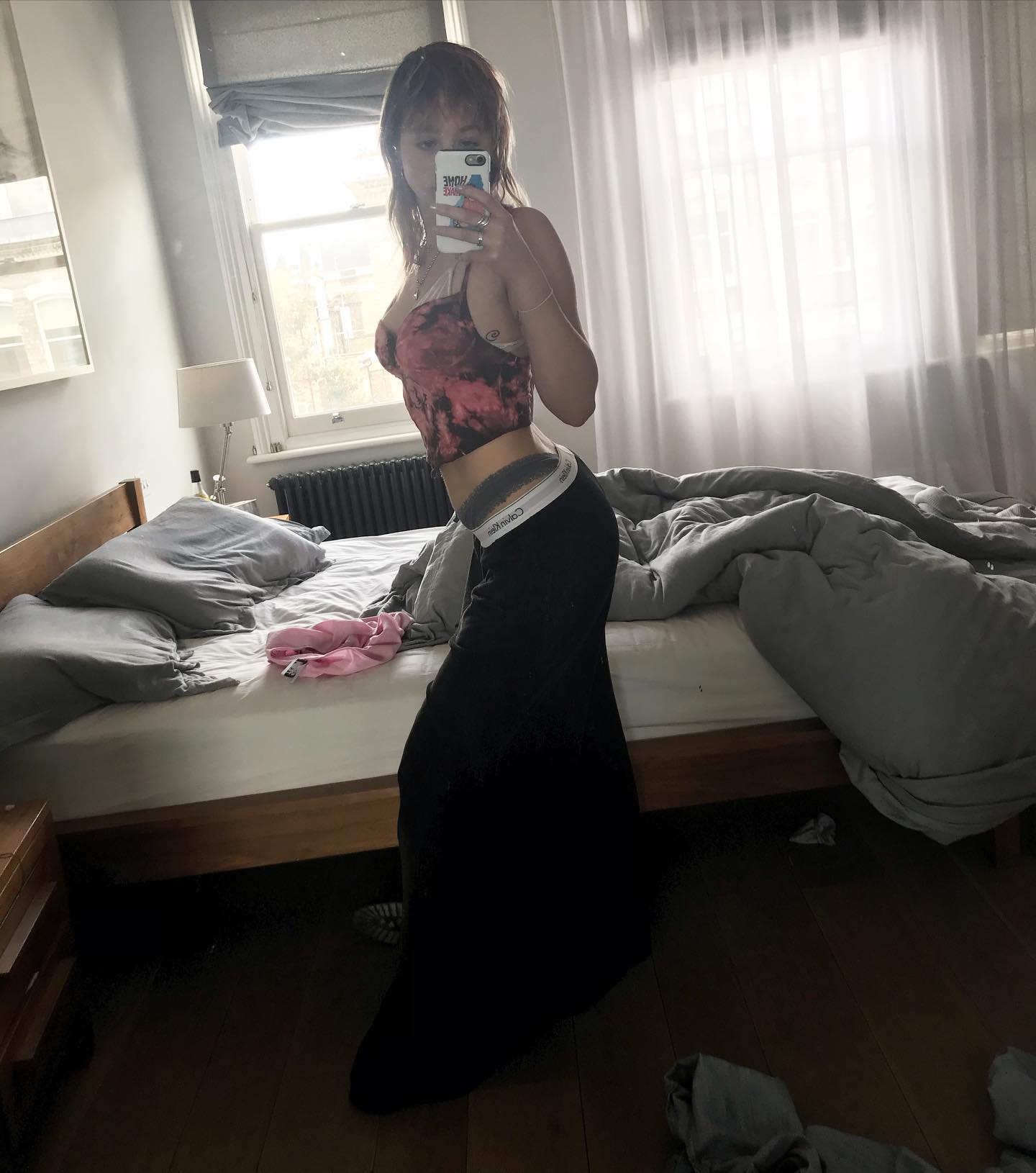 _femalien instagram image archive image