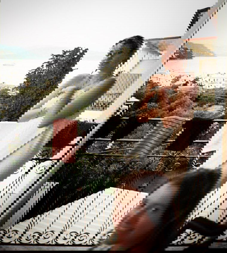 _femalien instagram image archive image