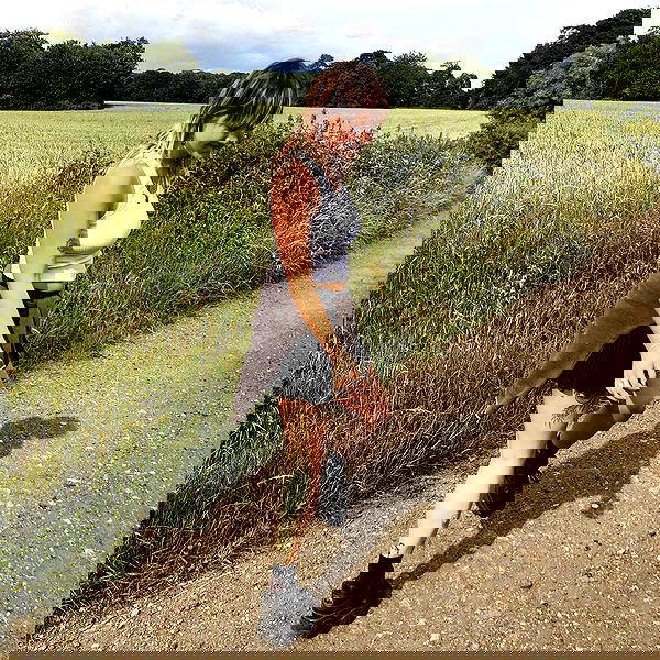 _femalien image ~ Altpins