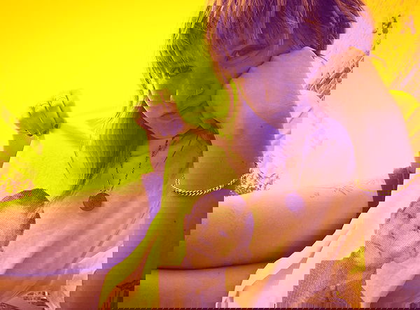 _femalien image ~ Altpins