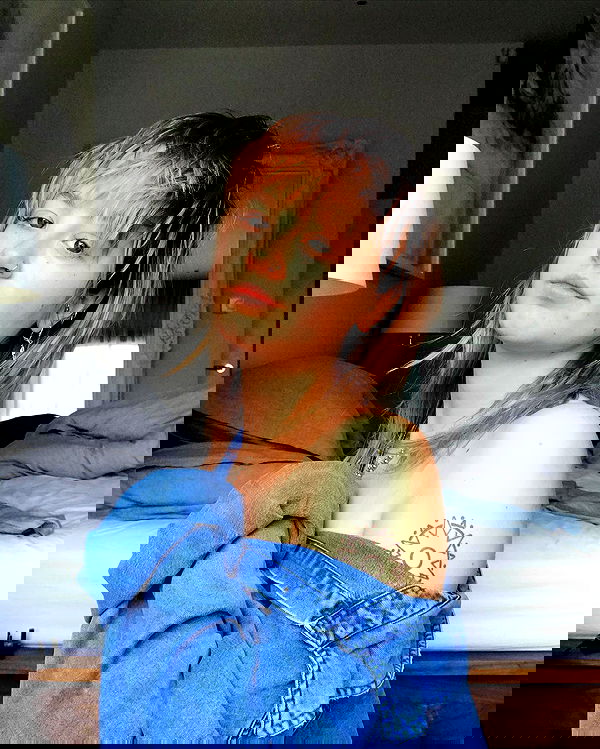 _femalien image ~ Altpins