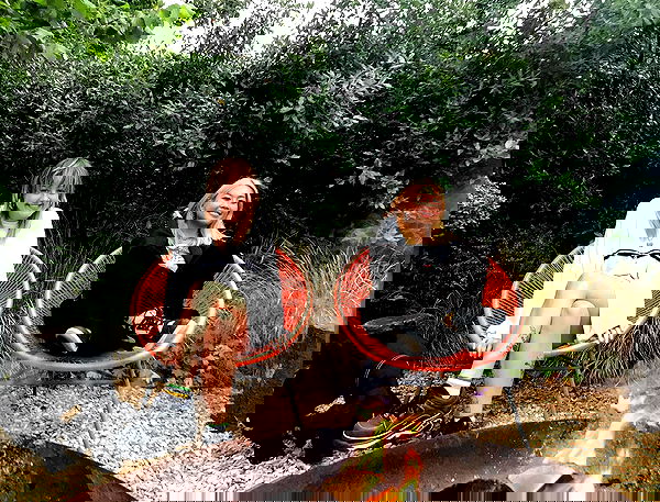 _femalien image ~ Altpins