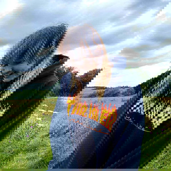 _femalien image ~ Altpins